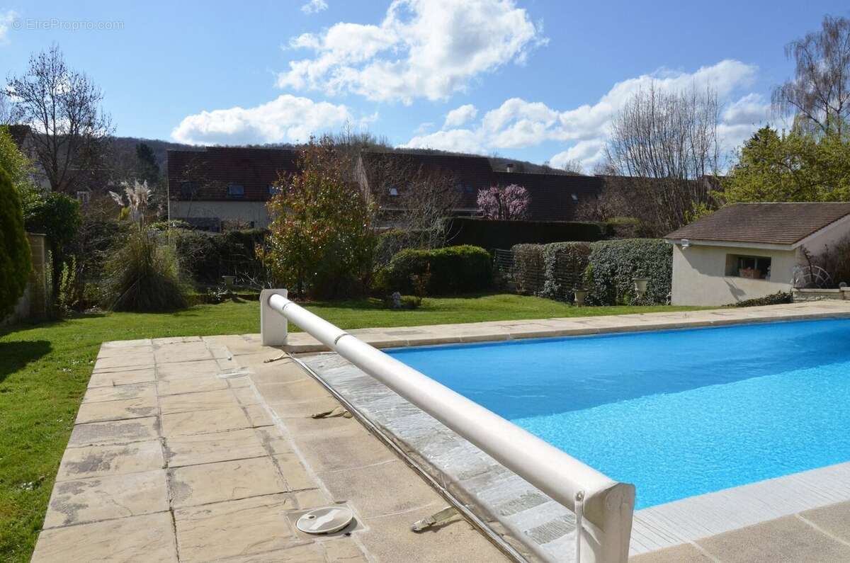 Maison à CHEVREUSE