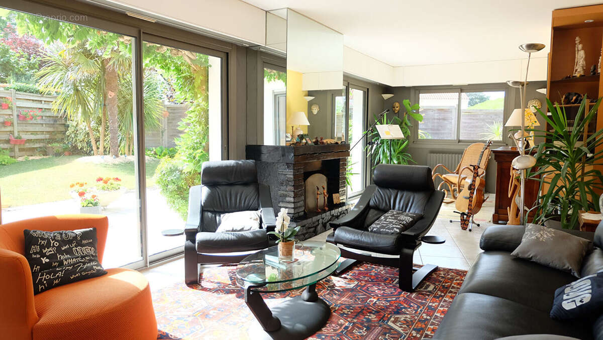 Maison à VENANSAULT