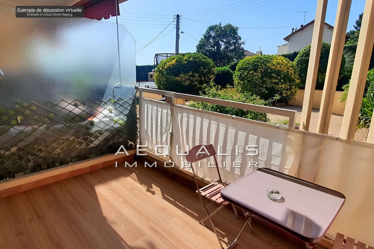 Appartement à SAINT-LAURENT-DU-VAR