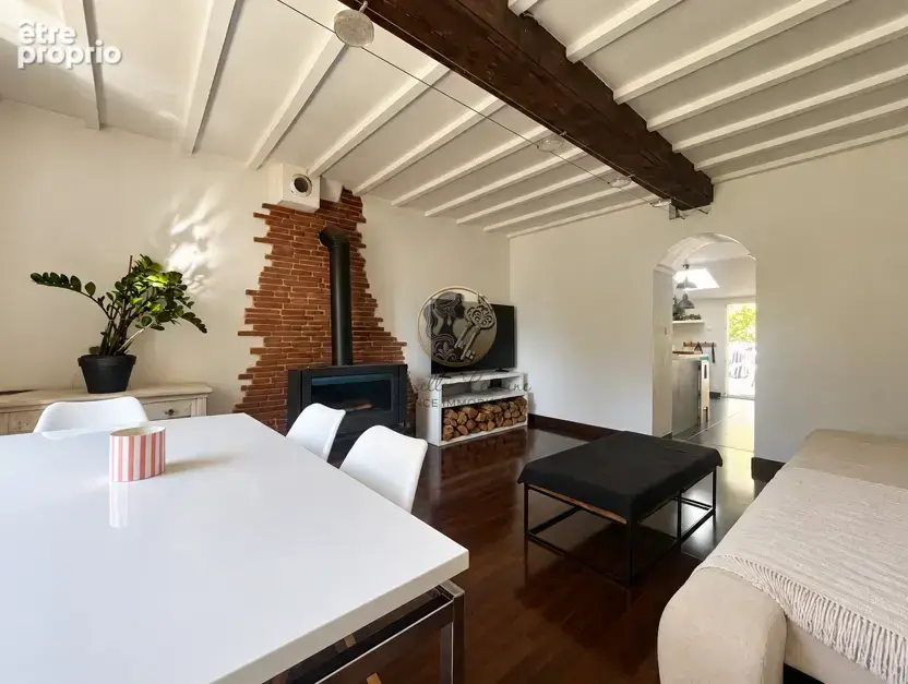 Maison coup de cœur de 88 m2avec terrasse, jardin arboré et piscine - photo 8