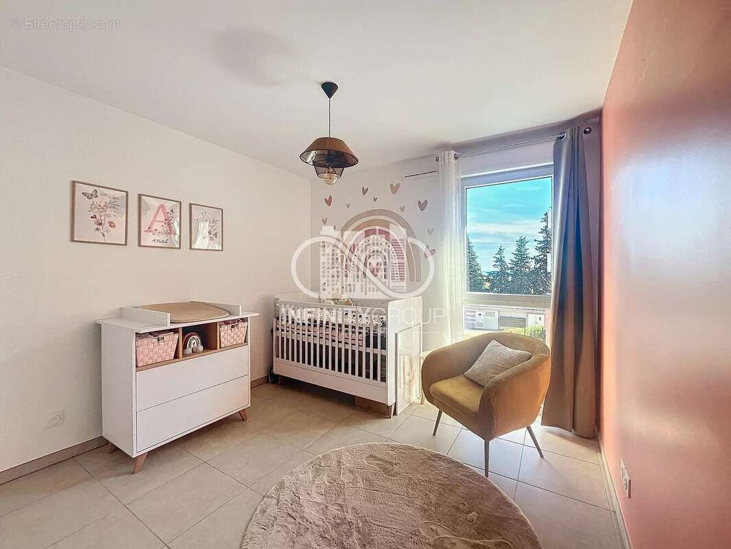 Appartement à VILLENEUVE-LOUBET
