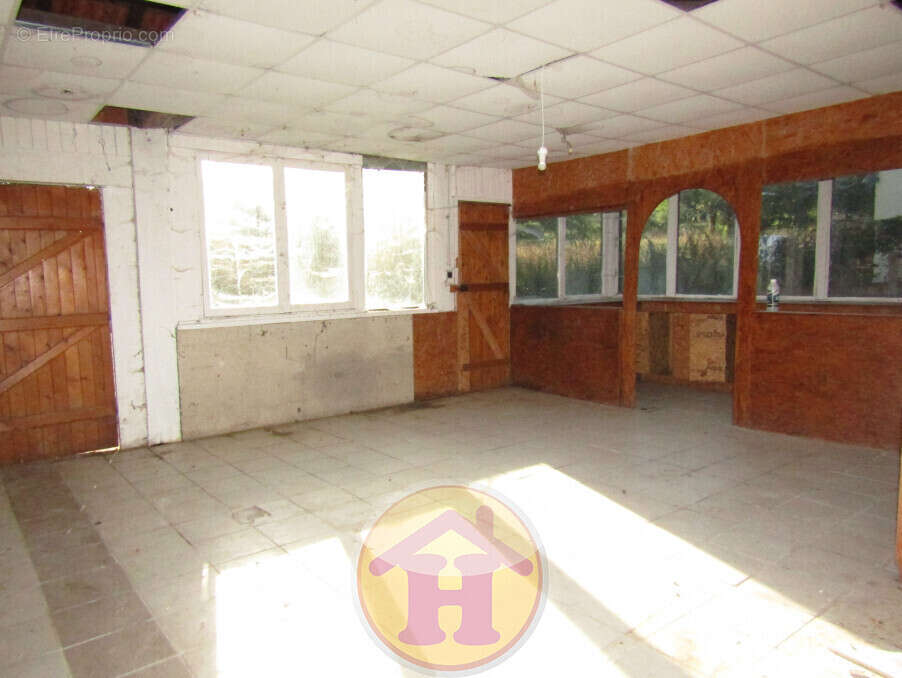 Maison à SAINT-VICTURNIEN