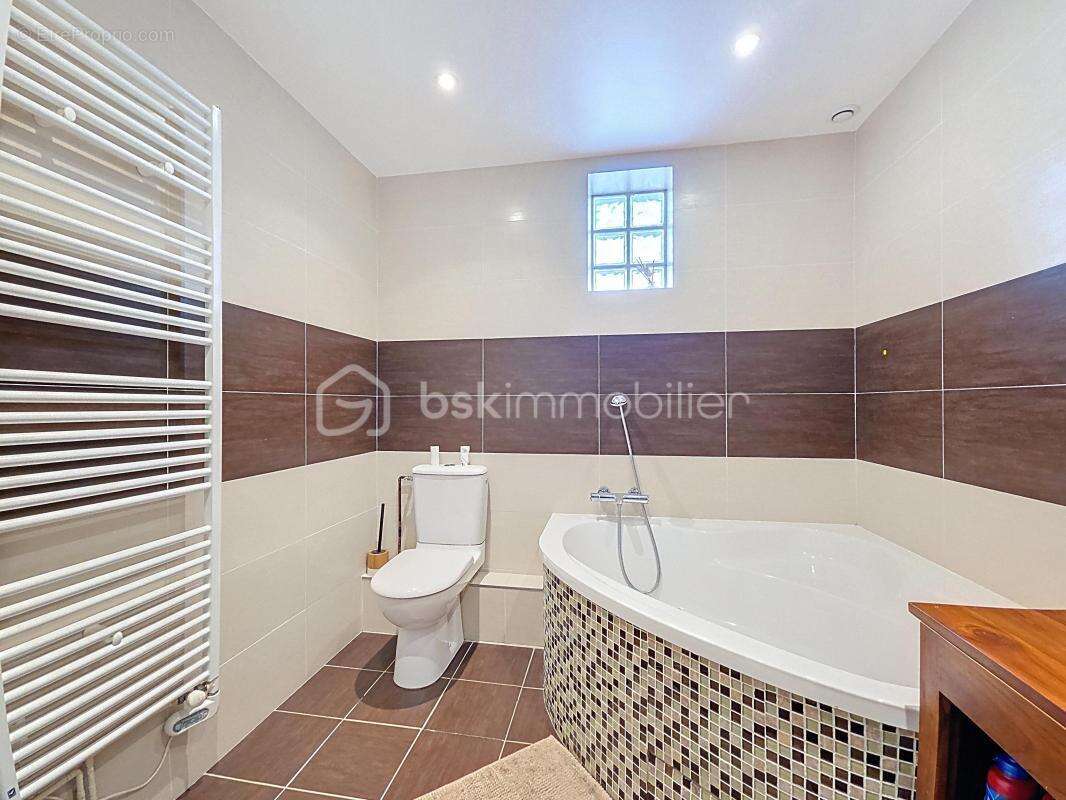 Maison à ROSNY-SOUS-BOIS