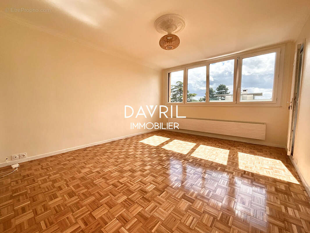 Appartement à ANDRESY