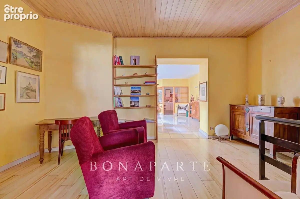 Au pied du métro marcel-sembat — souplex de 118 m² au sol - photo 7