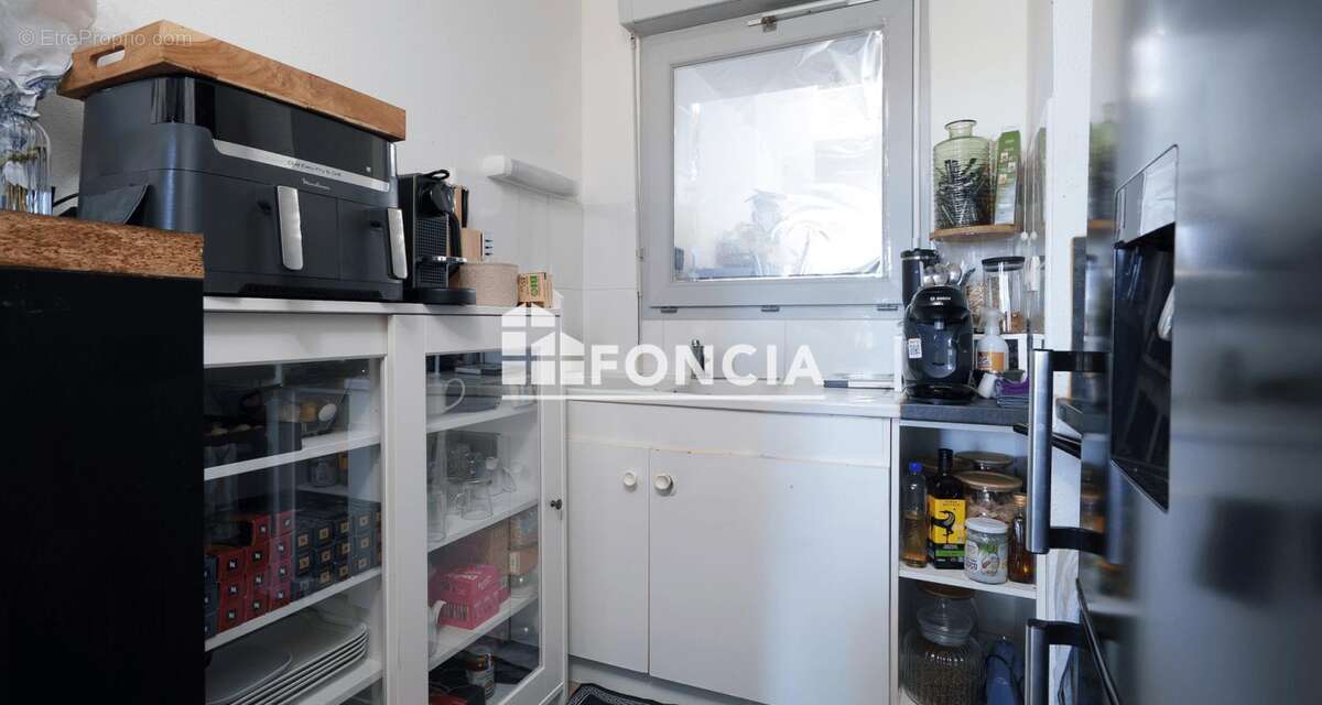 A vendre t3 libre de toute occupation + stationnement - photo 5