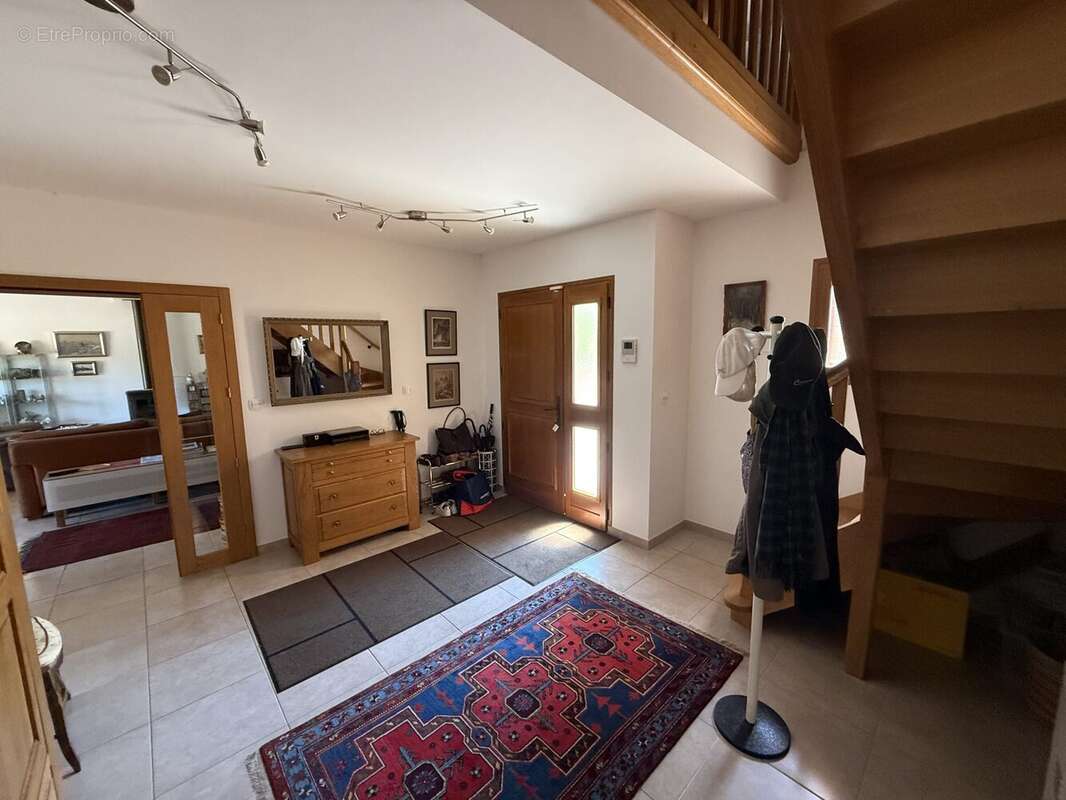 Maison 297 m² à Hardencourt-Cocherel  - photo 4