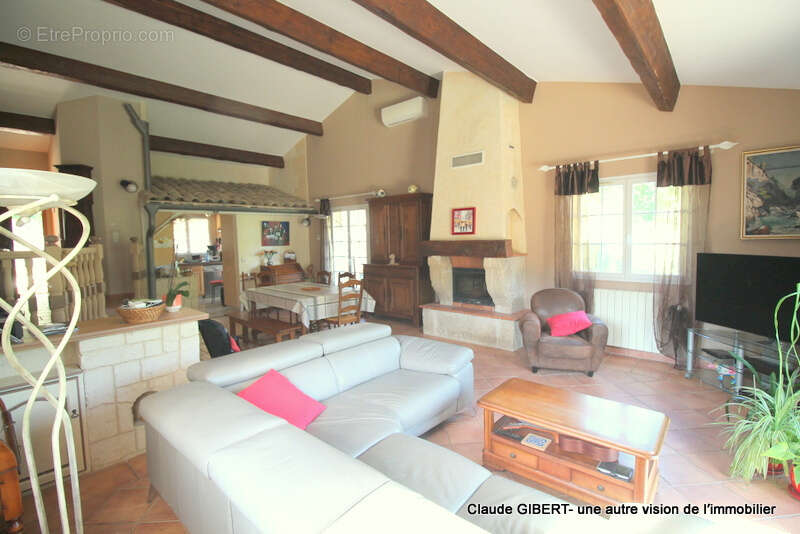 Maison à VAILHAUQUES