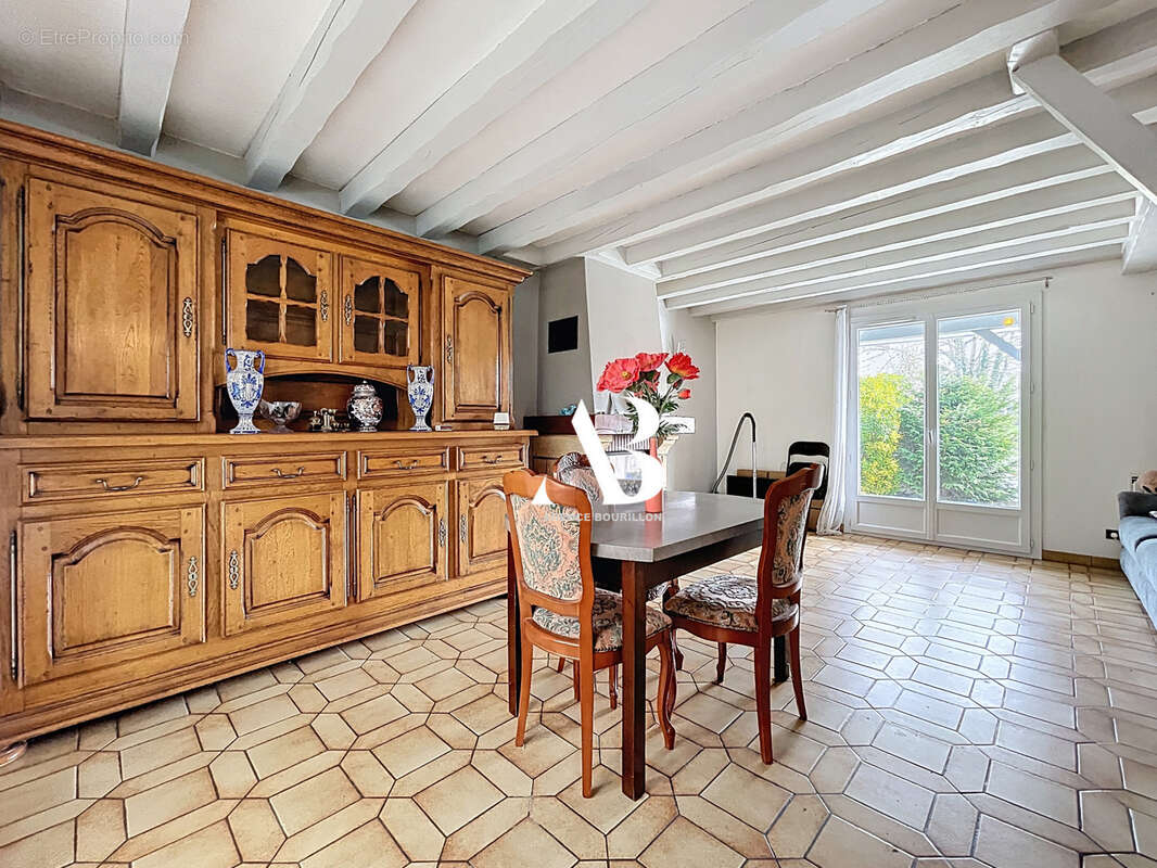 Maison à ROZAY-EN-BRIE