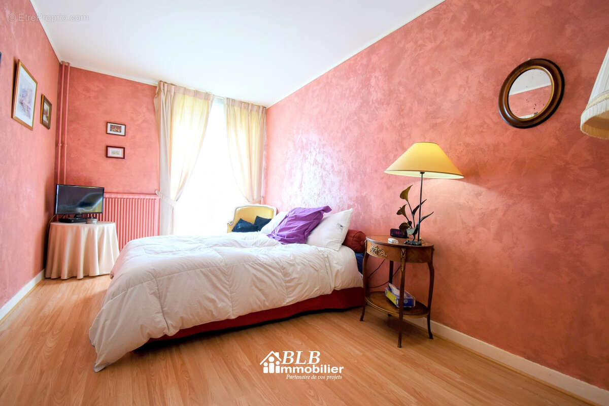 Appartement à ELANCOURT