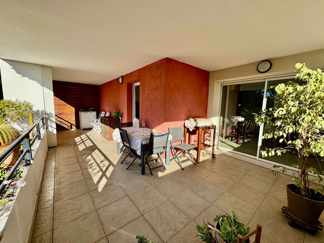 Appartement à SAUSSET-LES-PINS