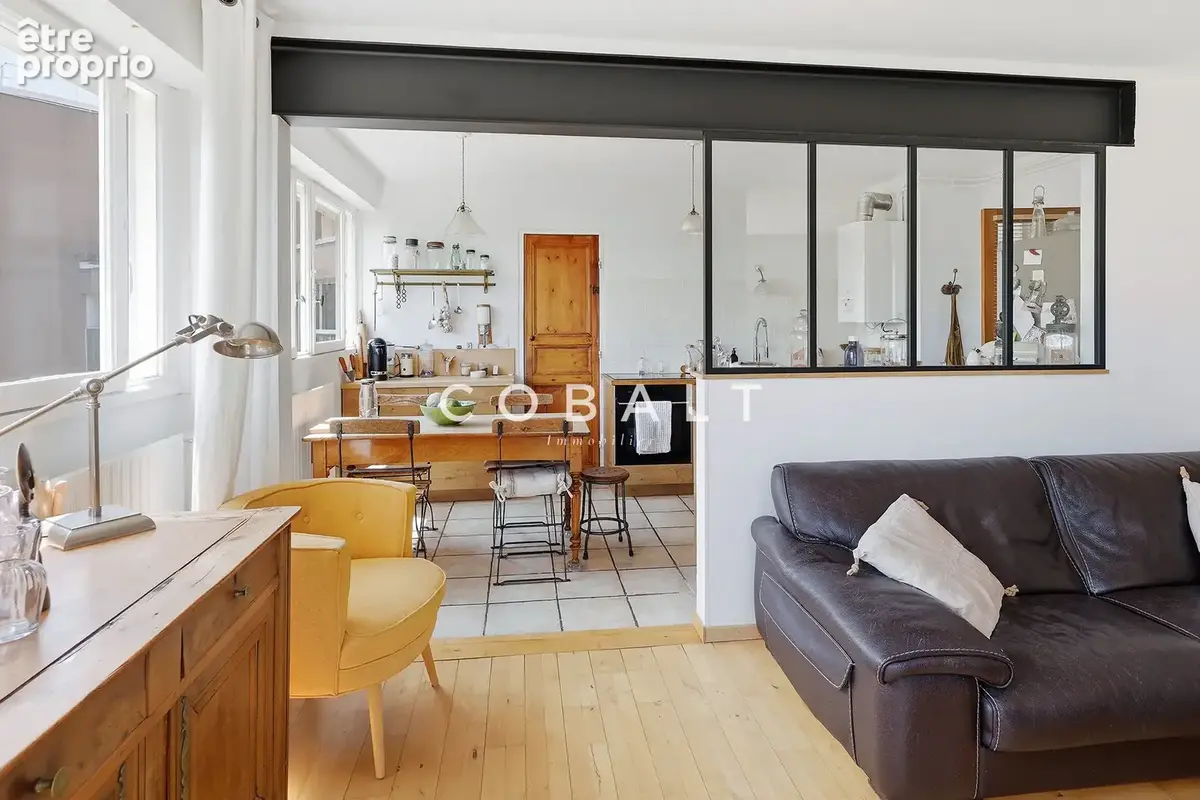 Dernier étage avec terrasse plein sud : un bel appartement familial aux prestations soignées - photo 5