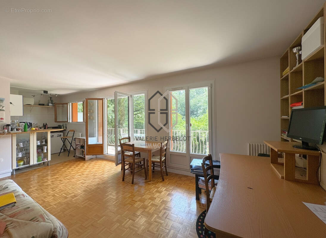 Appartement 2 pièces avec grand balcon plein sud vue sur les bords de Marne, - photo 9