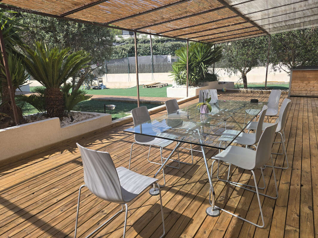 Maison à LA CADIERE-D'AZUR