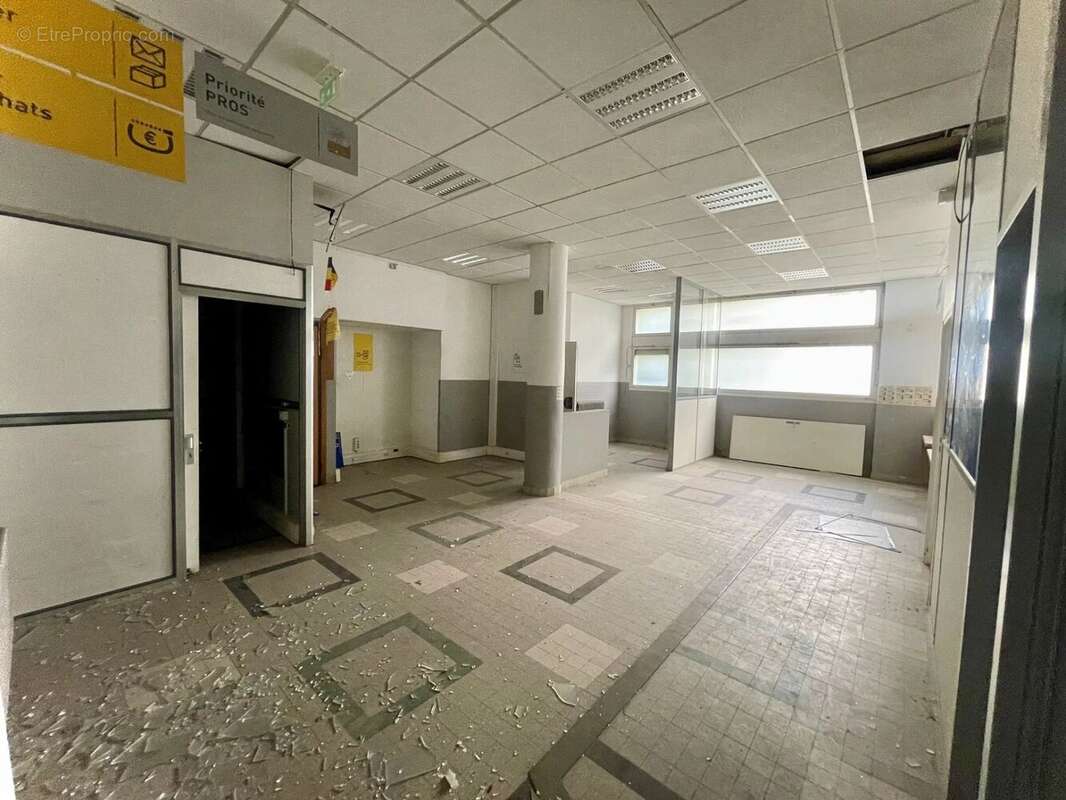 Commerce à MONTROUGE