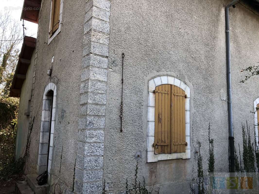 Maison à AVEZAC-PRAT-LAHITTE