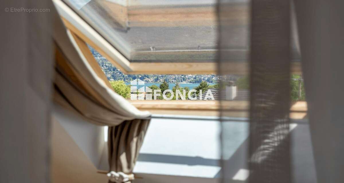 Maison à DUINGT