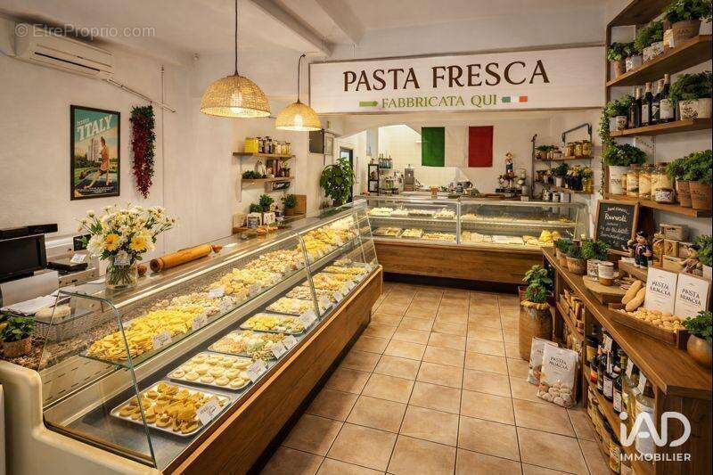 Photo 4 - Commerce à SAINT-MAXIMIN-LA-SAINTE-BAUME