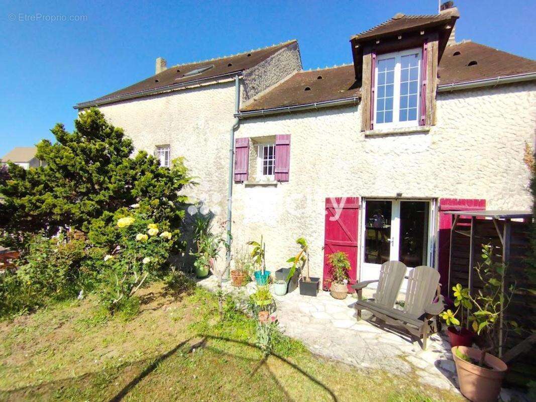 Maison à SONCHAMP