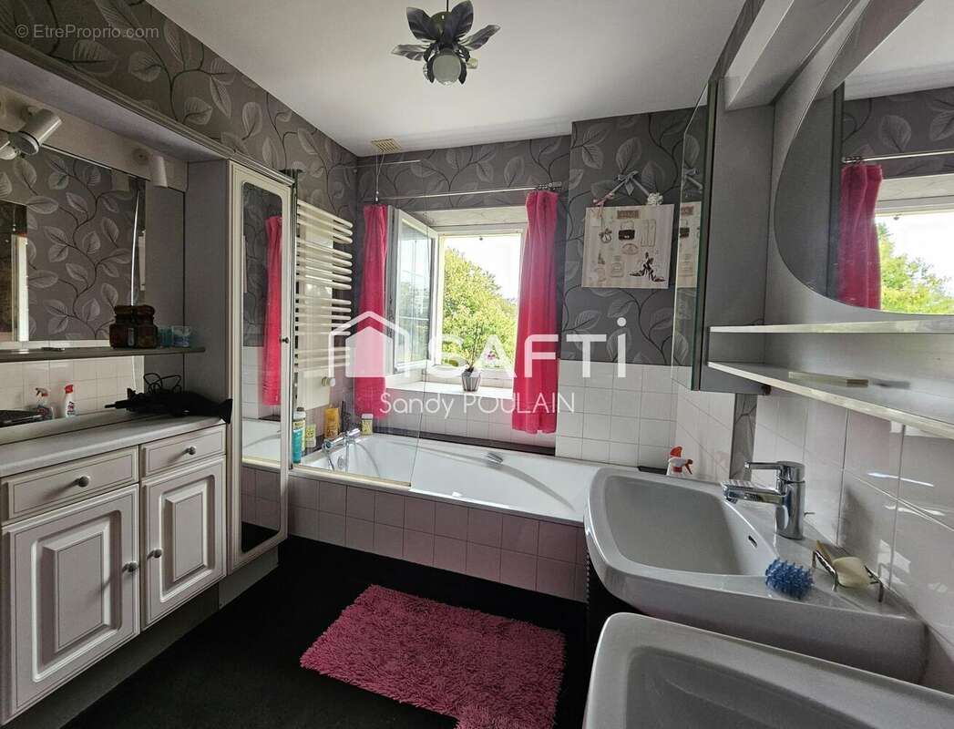 Photo 6 - Maison à SAINT-DENIS-LE-VETU