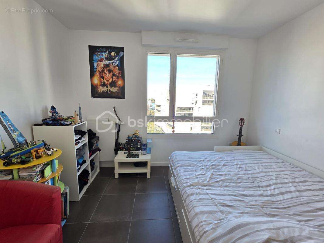 Exclusivité – Bel appartement T4/T5 de 93 m² au 8ème étage, terrasse plein ciel & double parking – Ginko - photo 9