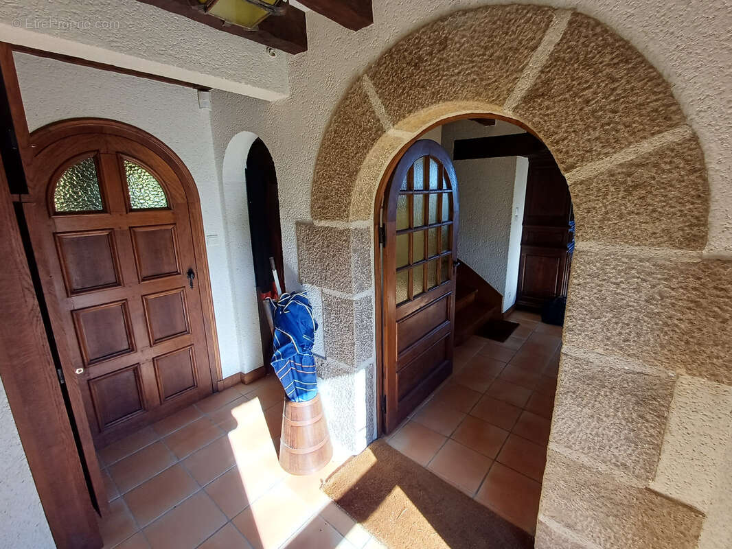 Maison à PLOUGASNOU