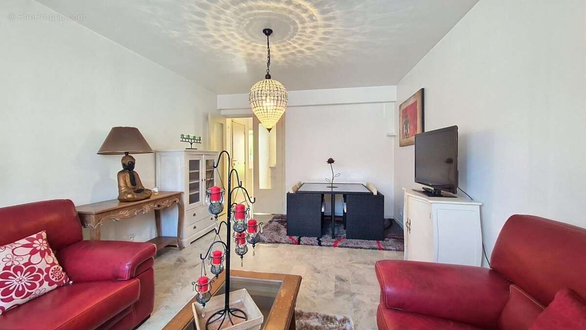 Appartement à LE CANNET
