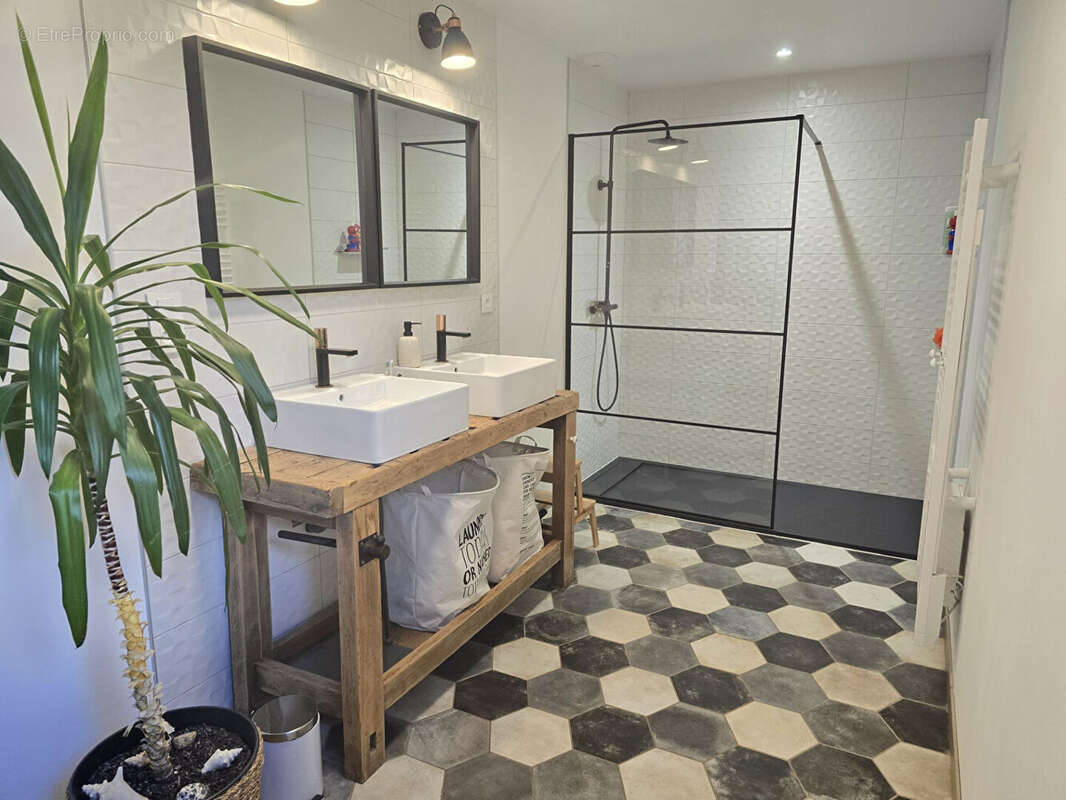 Maison à TOUILLON-ET-LOUTELET