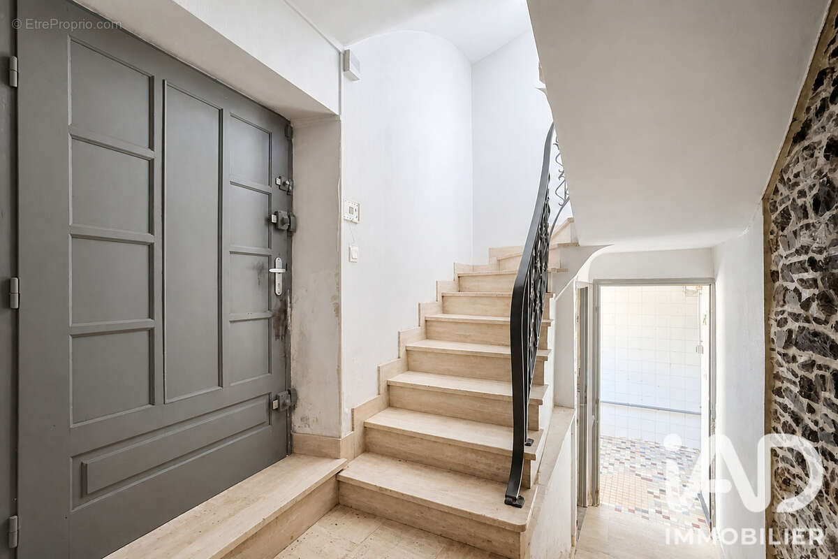 Appartement 241 m² à Rohan  - photo 5