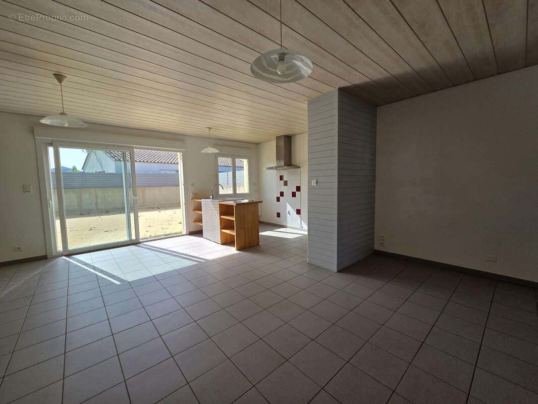 5mn du centre ville, et 10 mn des plages, idéale principale ou investissement locatif - photo 8