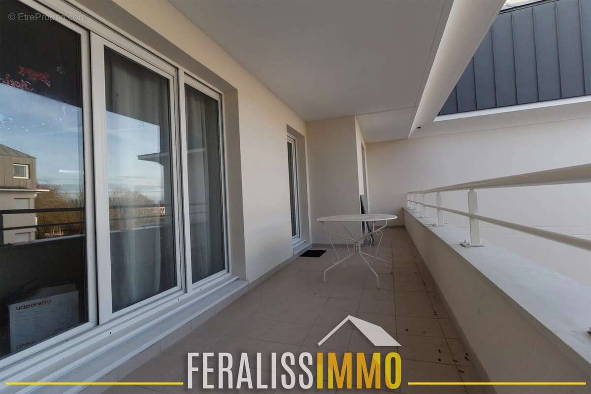 Appartement à PONTOISE