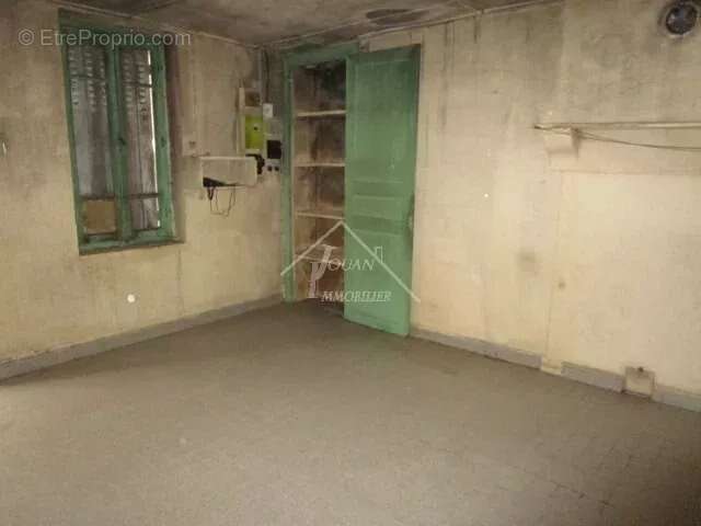 Maison à VARENNES-SUR-ALLIER