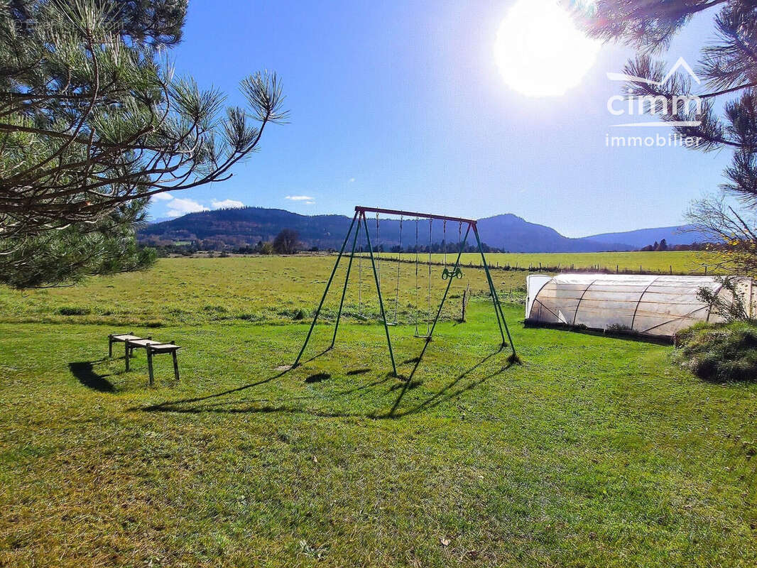 Maison 215 m² à Vassieux-En-Vercors  - photo 3