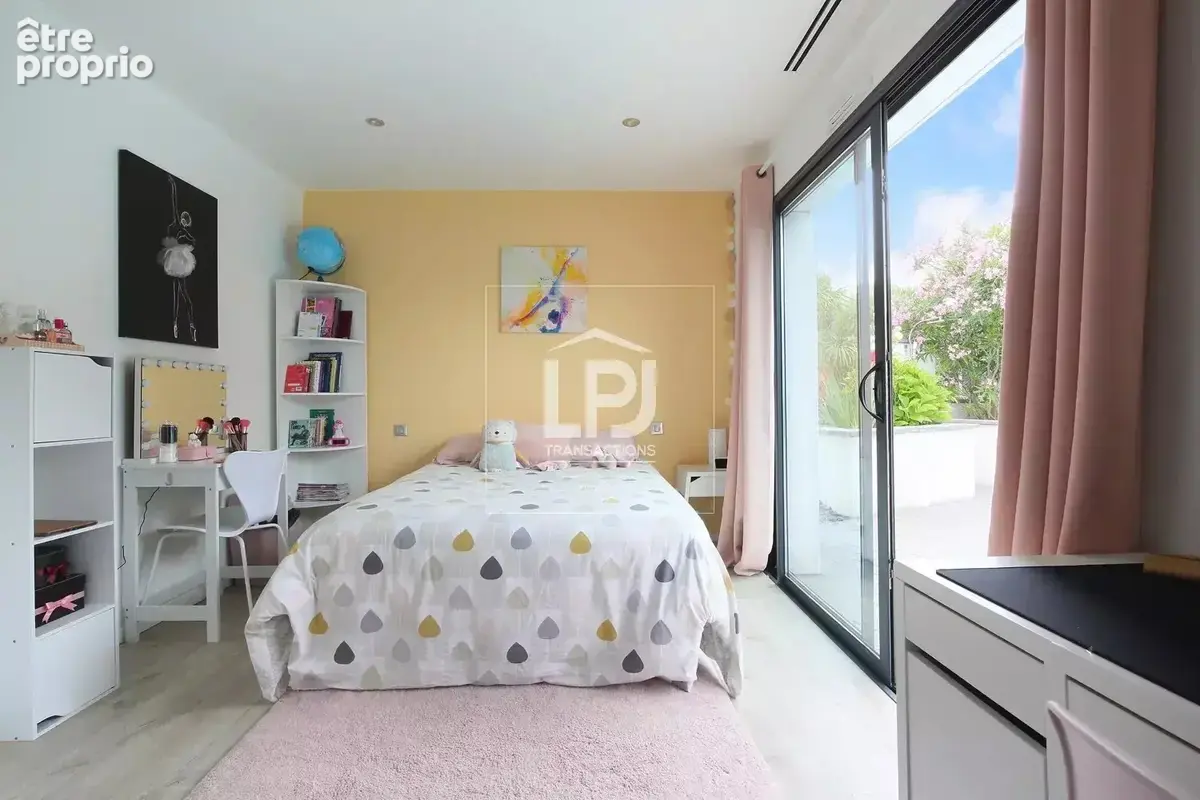 Maison 5 pièces – 157 m² sur terrain de 960 m² - photo 10