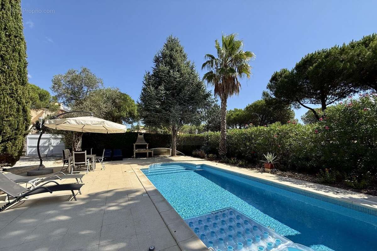 Maison 98 m² à Agde  - photo 4