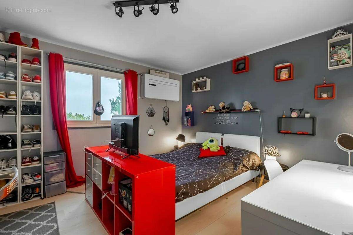 Maison à COLOMARS