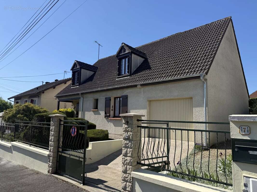 Maison à CHELLES