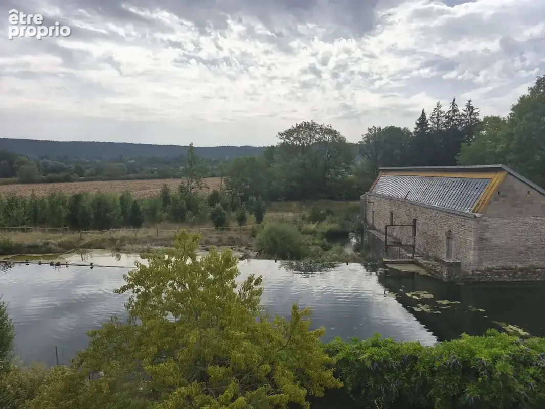 Maison à PONT-DU-NAVOY