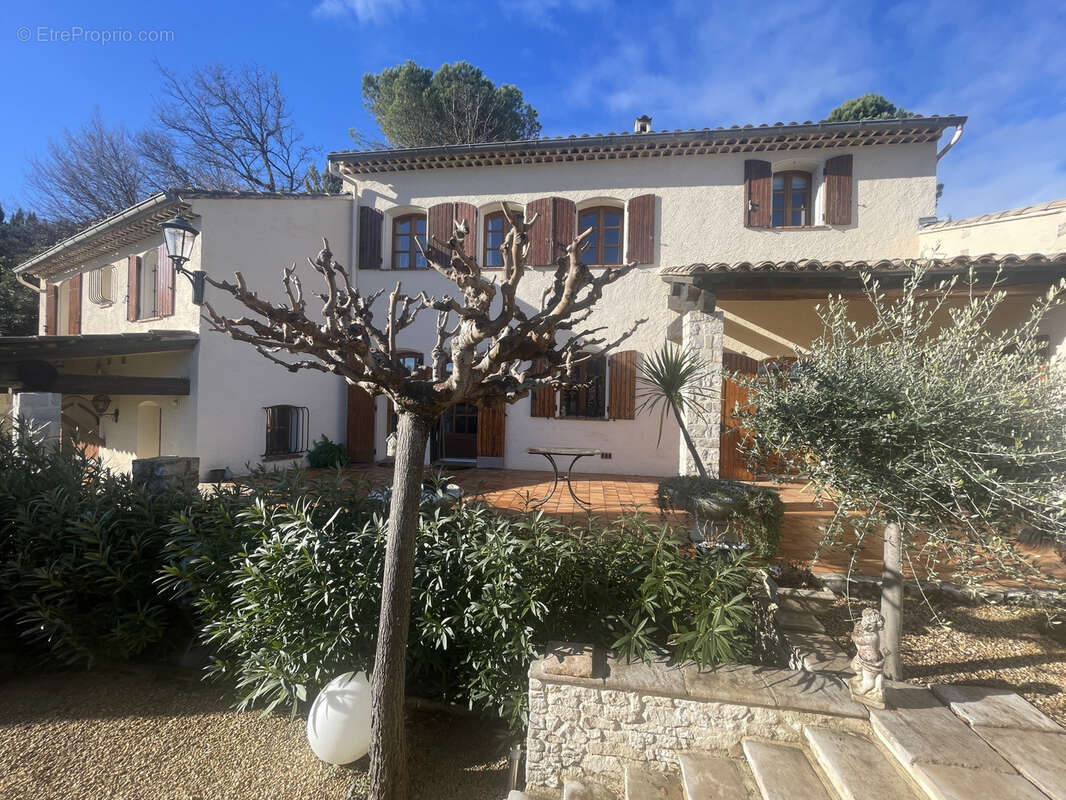 Maison à VAISON-LA-ROMAINE