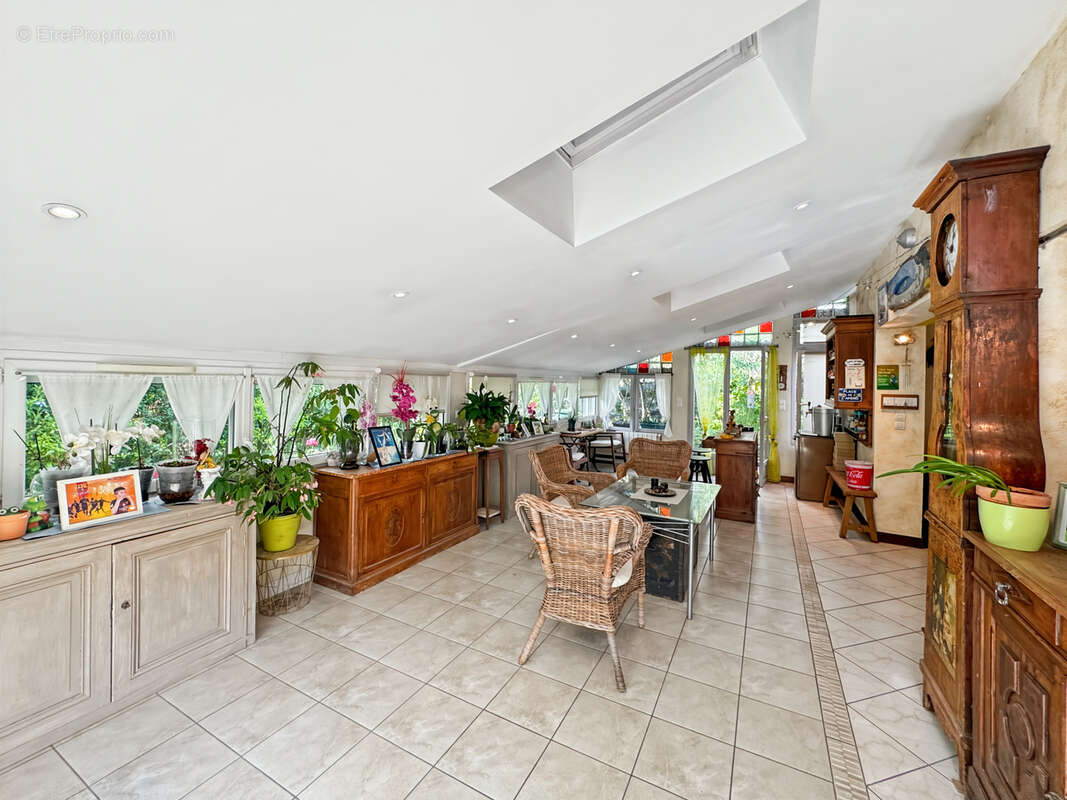 Maison à PAREMPUYRE