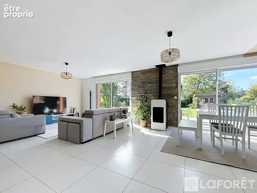 Photo Maison à Estaires au prix de 441 000€