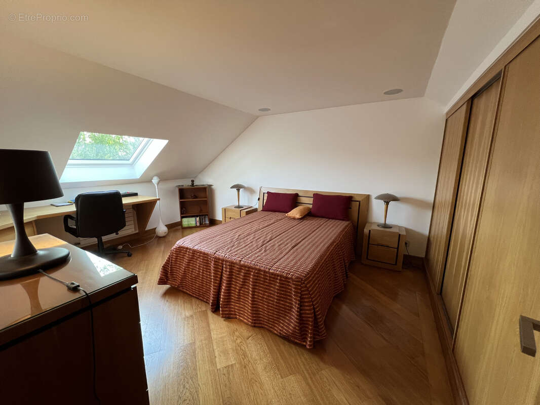 Maison à PONTAULT-COMBAULT