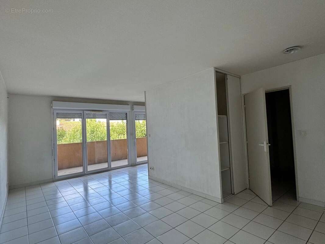 Appartement à SALON-DE-PROVENCE