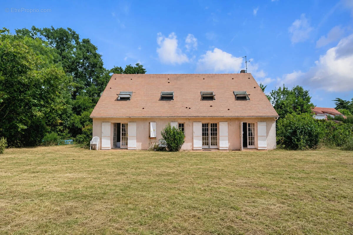 Maison à LES LOGES-EN-JOSAS