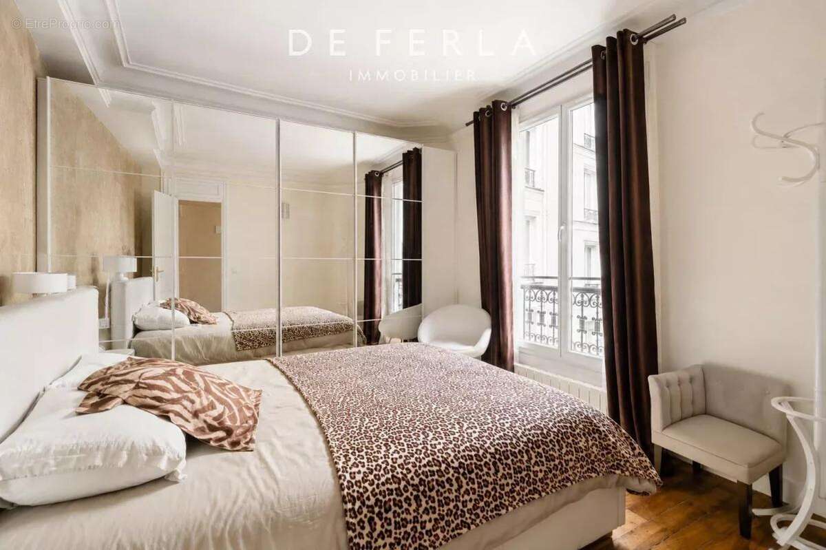 Appartement à PARIS-5E