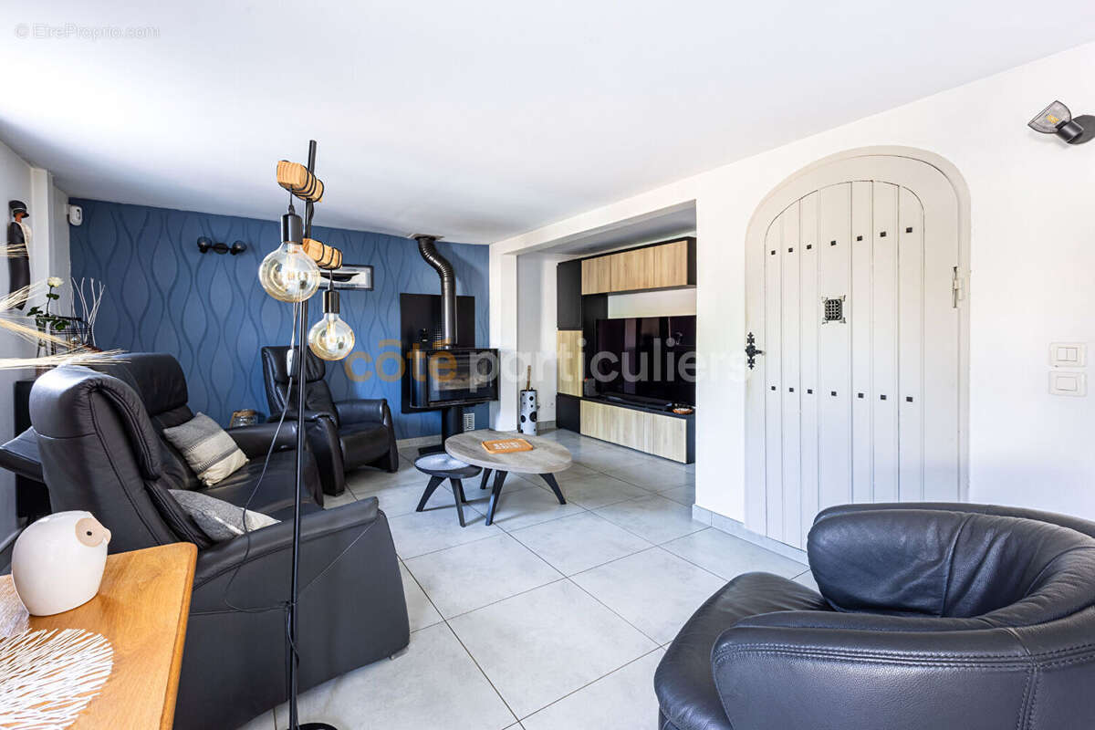 Bouguenais les couets -- maison -- 121 m2 -- 4 chambres -- piscine -- garage -- dépendance - photo 2