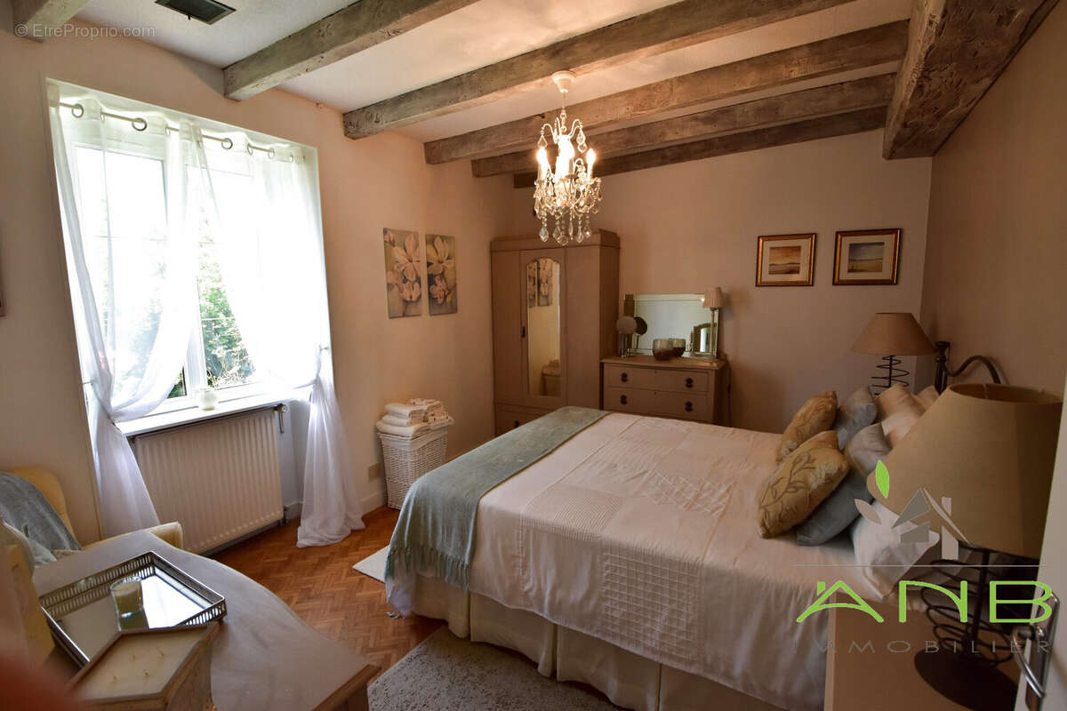 Maison à BUSSIERE-BADIL