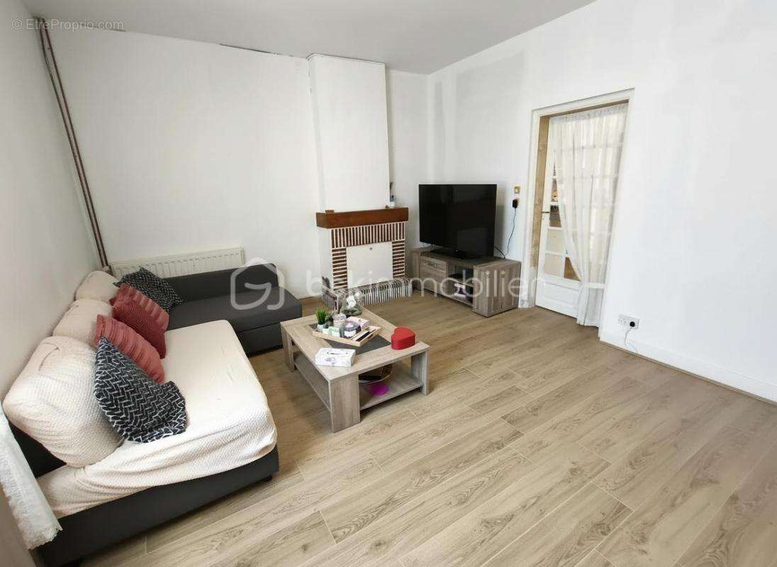 Maison familiale avec dépendance et fort potentiel - photo 5