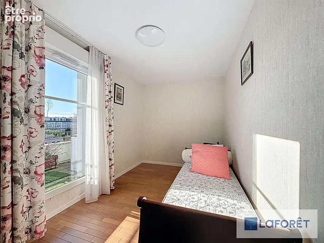 Le plessis trevise -centre ville - a deux pas de toutes commodites - photo 12