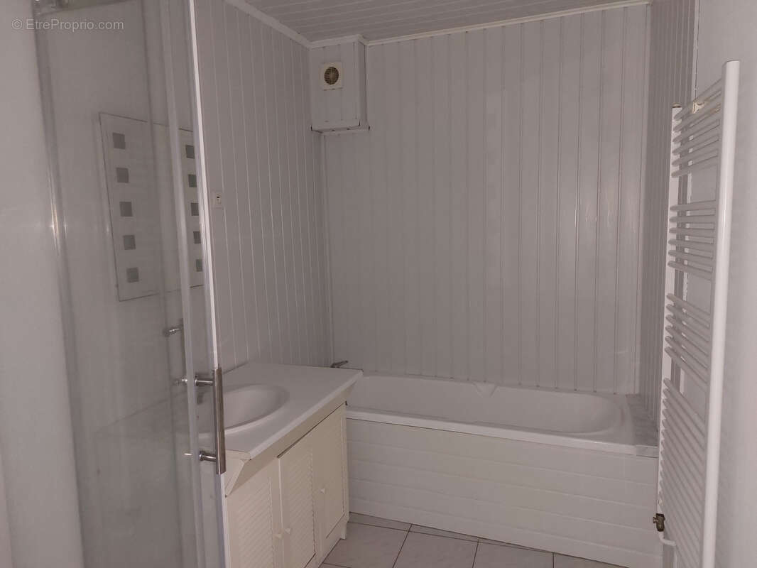 Maison à ARGENTON-L&#039;EGLISE